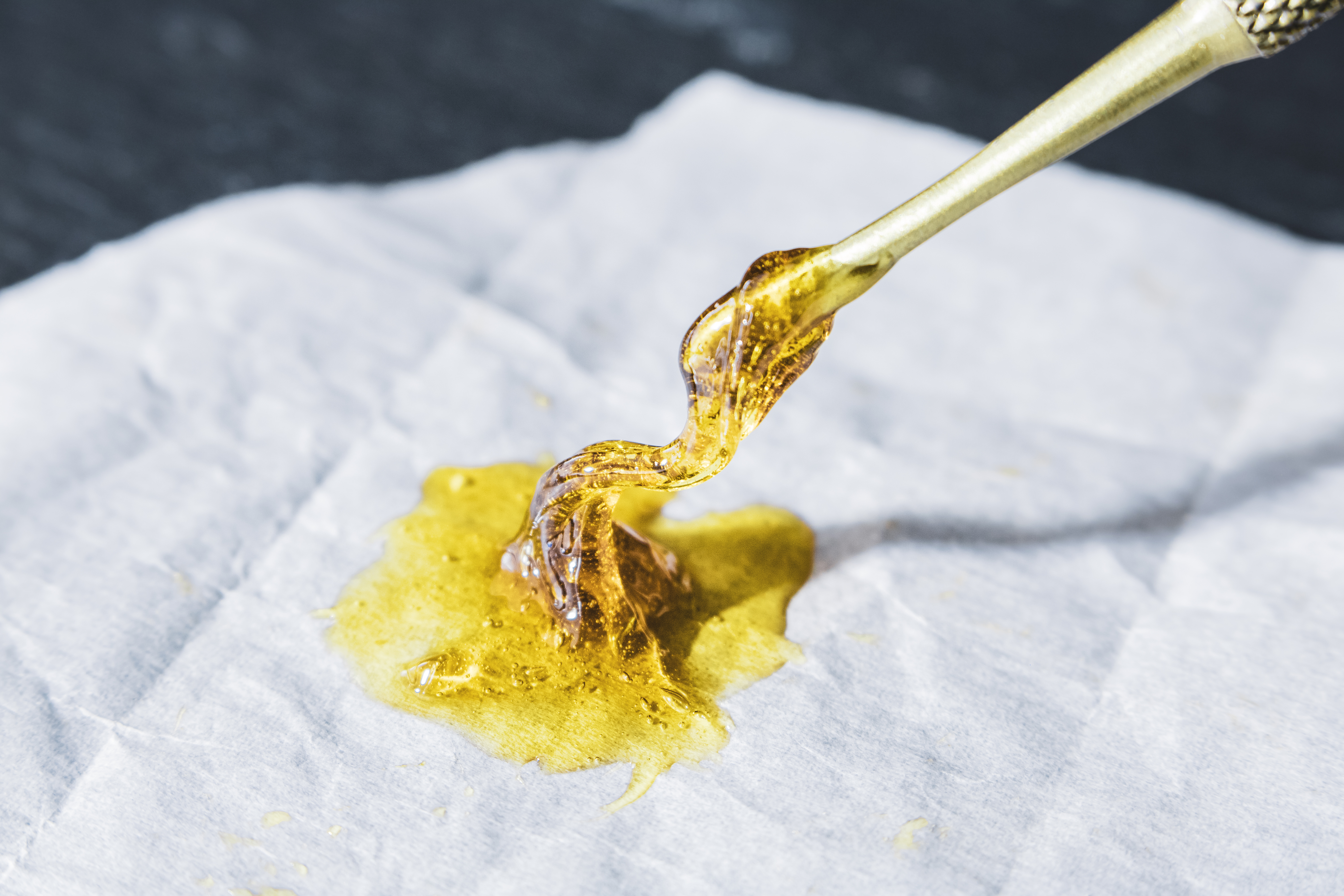 Rosin Dabs: A Guide To Solventless Extraction - The Ju1ceBox – Ju1ceBox  Rosin Press